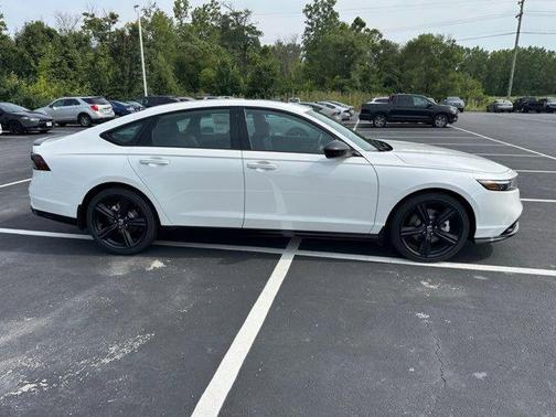 2025 Honda Accord Hybrid Base