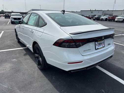 2025 Honda Accord Hybrid Base