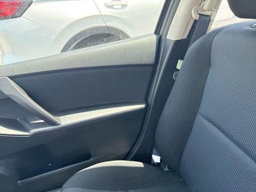 2010 Mazda Mazda3 i Touring