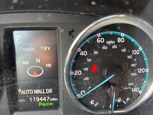 2017 Toyota RAV4 Hybrid SE