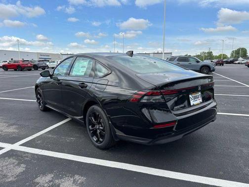 2025 Honda Accord Sport SE 1.5T