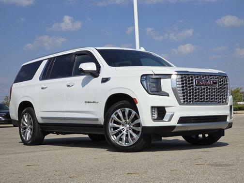 2022 GMC Yukon XL Denali