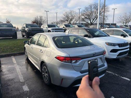 2021 Toyota Corolla Hybrid LE
