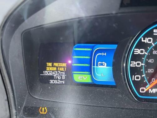Tuxedo Black Metallic 2010 Ford Fusion Hybrid Base