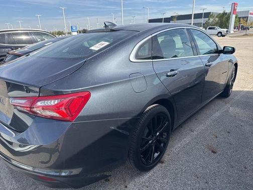 2021 Chevrolet Malibu FWD LT