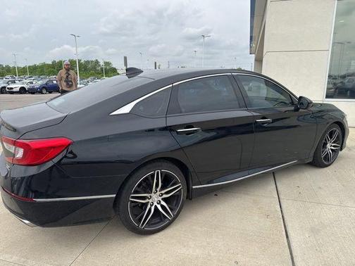2021 Honda Accord Touring 2.0T