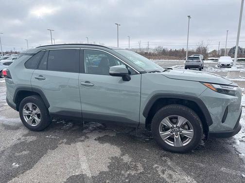 2023 Toyota RAV4 XLE