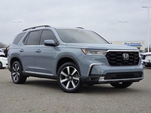 2024 Honda Pilot Touring 8-Passenger