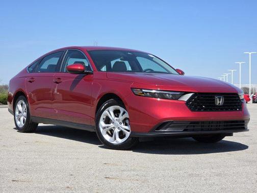 2025 Honda Accord LX 1.5T