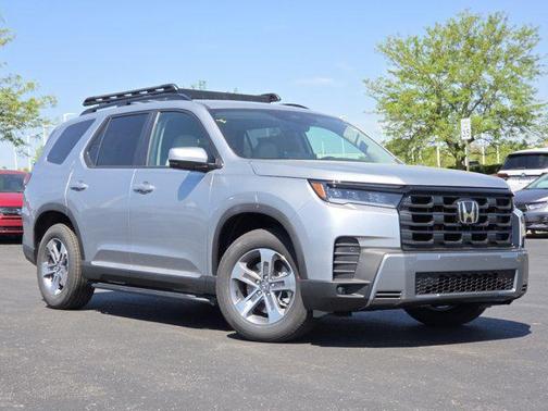 Solar Silver Metallic 2026 Honda Pilot EX-L