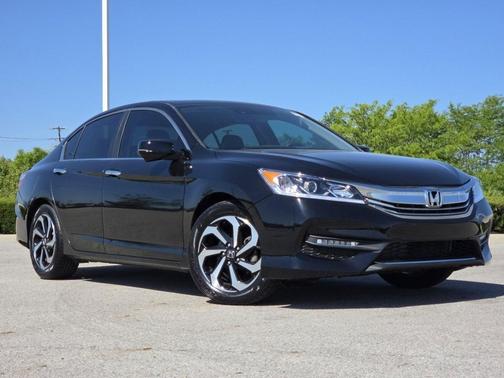 Crystal Black Pearl 2017 Honda Accord EX-L w/Navigation & Honda Sensing