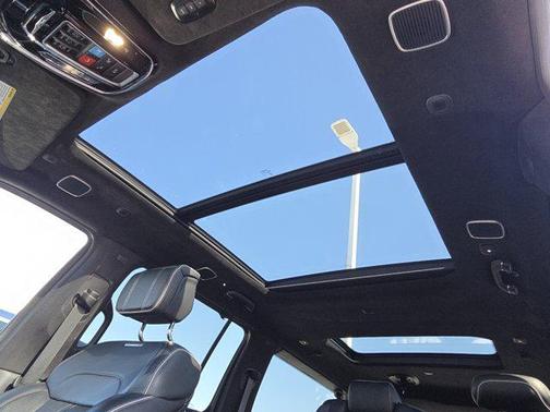 2024 Jeep Grand Wagoneer L Series II 4x4