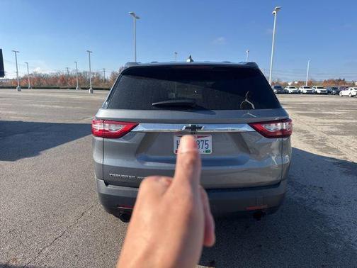 2021 Chevrolet Traverse LS