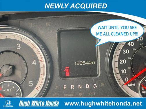 Bright White Clearcoat 2018 RAM 2500 Tradesman Crew Cab 4x4 8' Box