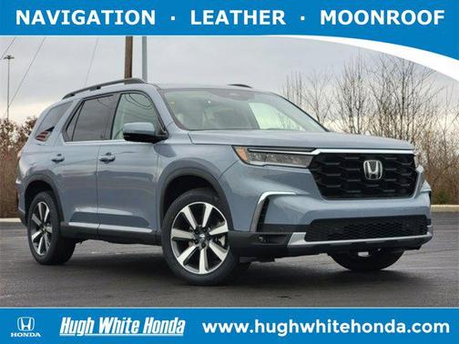 2025 Honda Pilot Touring 8-Passenger