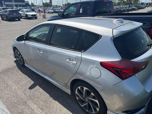 2017 Toyota Corolla iM Base