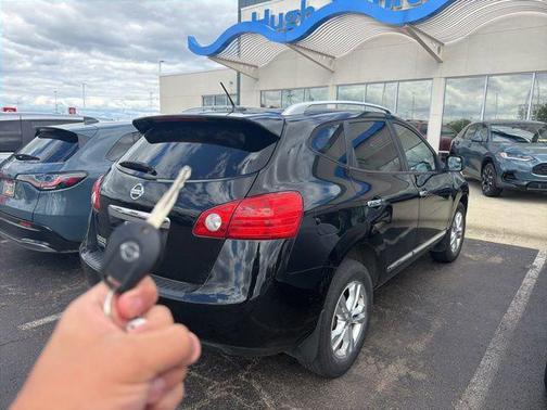Super Black 2015 Nissan Rogue Select S