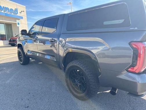2023 Toyota Tundra Platinum