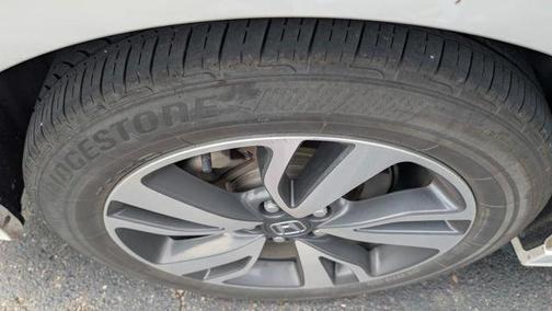Platinum White Pearl 2024 Honda Odyssey Touring