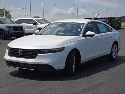 2025 Honda Accord LX 1.5T