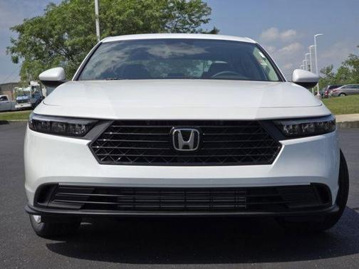 2025 Honda Accord LX 1.5T