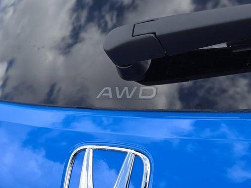 Pear 2026 Honda HR-V AWD Sport