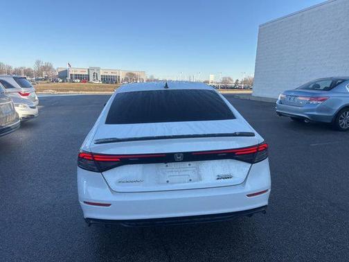 2023 Honda Accord Hybrid Sport-L