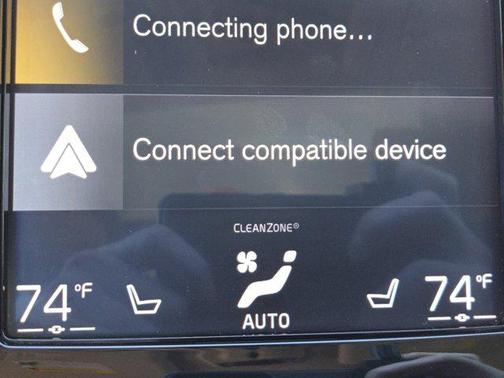 2018 Volvo XC90 T5 Momentum