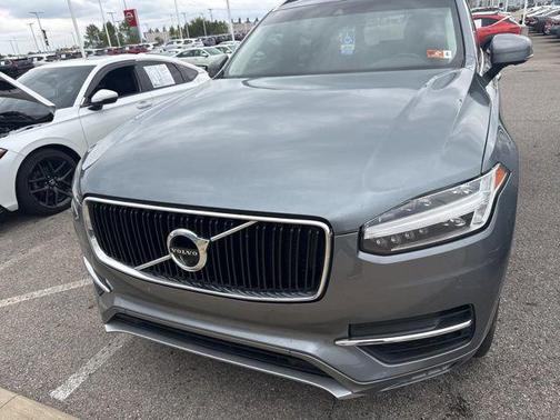 2018 Volvo XC90 T5 Momentum