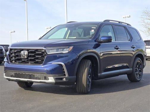 2025 Honda Pilot Touring 8-Passenger