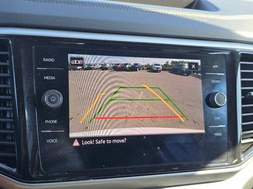 2022 Volkswagen Atlas 3.6L SE w/Technology