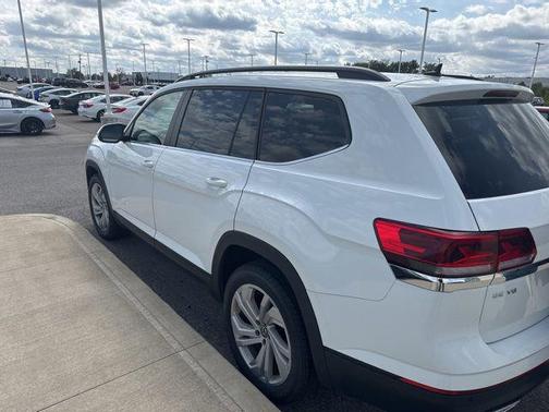 2022 Volkswagen Atlas 3.6L SE w/Technology