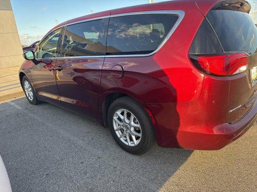 2019 Chrysler Pacifica LX