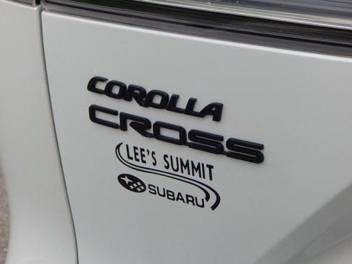 2025 Toyota Corolla Hybrid SE