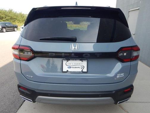 2023 Honda Pilot Touring 8-Passenger