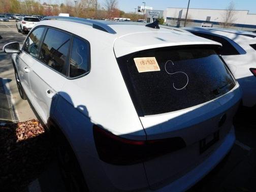 2024 Volkswagen Taos 1.5T SEL