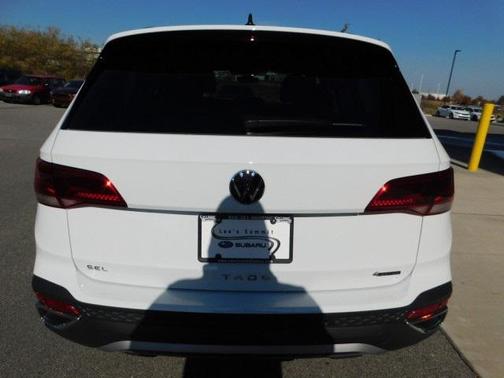 2024 Volkswagen Taos 1.5T SEL