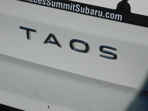 2024 Volkswagen Taos 1.5T SEL