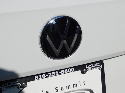 2024 Volkswagen Taos 1.5T SEL