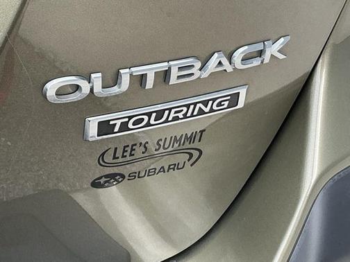 2022 Subaru Outback Touring