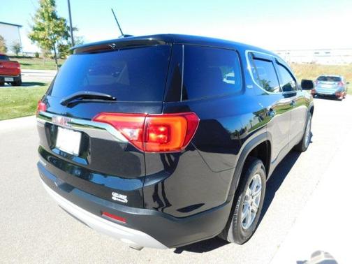2019 GMC Acadia SLE-1