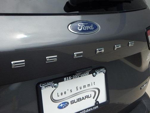 2021 Ford Escape SE