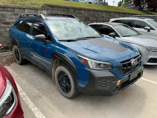 Geyser Blue 2024 Subaru Outback Wilderness
