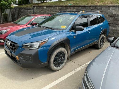 Geyser Blue 2024 Subaru Outback Wilderness