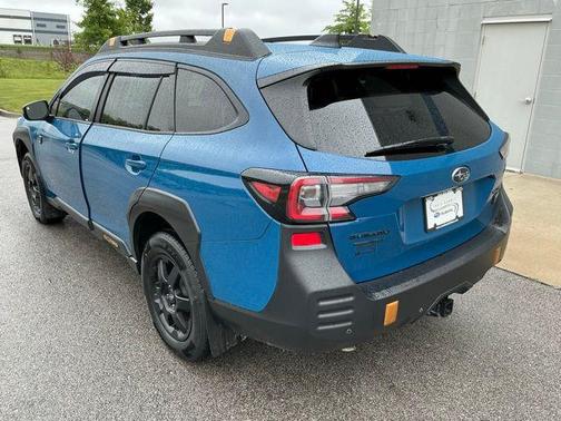 Geyser Blue 2024 Subaru Outback Wilderness