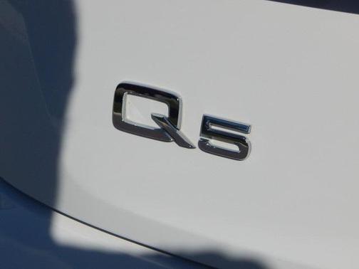 2020 Audi Q5 45 Premium Plus