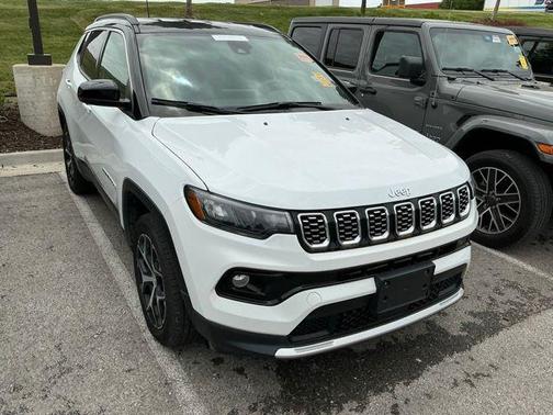 Bright White Clearcoat 2024 Jeep Compass Limited