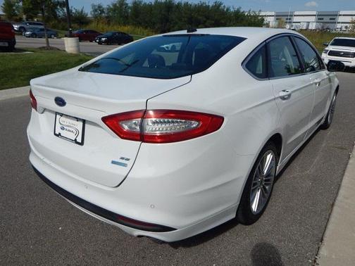 2015 Ford Fusion SE