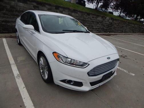2015 Ford Fusion SE