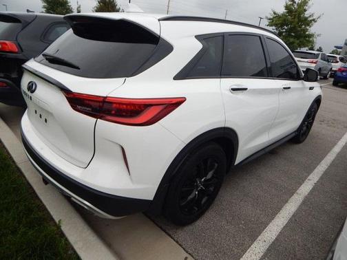 2021 INFINITI QX50 LUXE